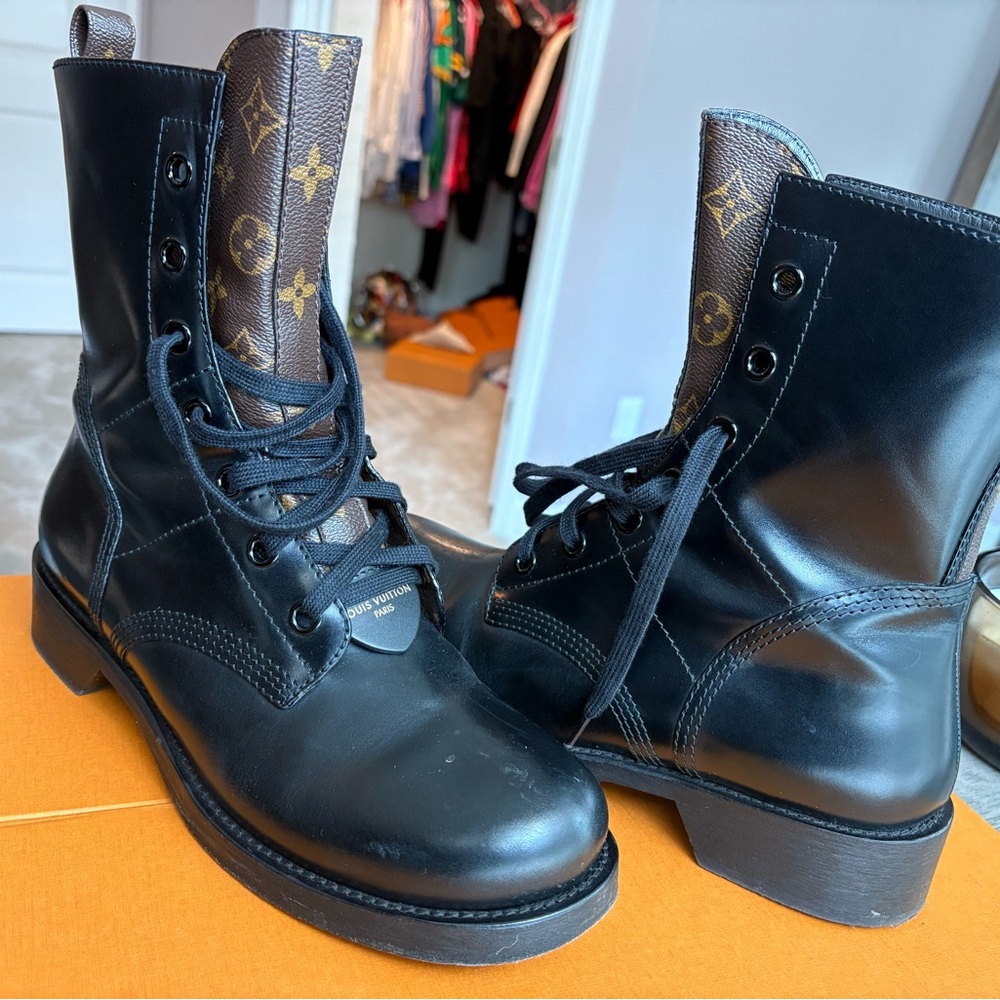 Louis Vuitton Black Leather Boots - Picture 3 of 6